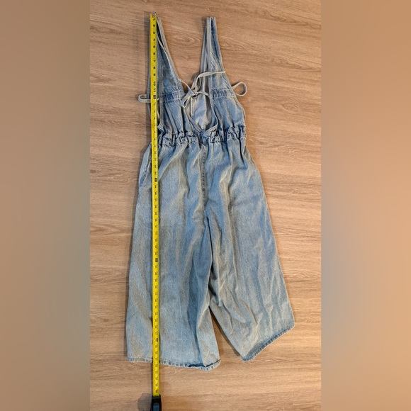 free people we are free alora Women's Light Blue Denim Jumpsuit size large - Picture 9 of 12
